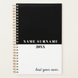 Minimalistisch Schwarz/Weiß Personalisiert Planer<br><div class="desc">Das Schwarz-Weiß-Design mit modernen Schriftart und minimalistischem Stil dieses Planers kann für jeden geschäftlichen Beruf oder für den persönlichen Gebrauch geeignet sein. Wählen Sie die Schaltfläche "Anpassen",  um die Textgröße,  Textfarbe,  wie Sie möchten,  zu ändern.</div>