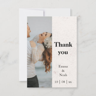 Minimalistisch-Split-Design-Hochzeit dank Karte