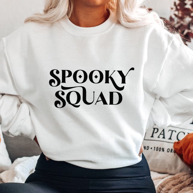 Minimalistisch Spooky Squad Halloween Sweatshirt (Von Creator hochgeladen)
