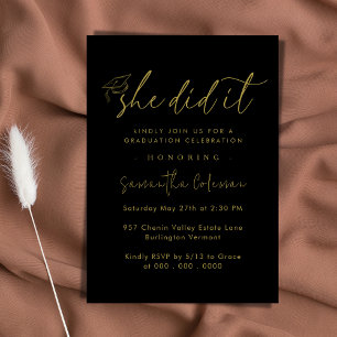 Minimalistisch tat sie es   Moderne Graduierungspa Einladung