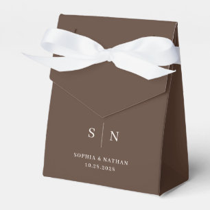 Minimalistisch und Chic Braune und cremig weiße Geschenkschachtel