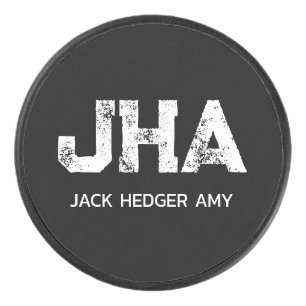 MINIMALISTISCH WEIßES DREIBUCHSTABIGES MONOGRAMM N EISHOCKEY PUCK