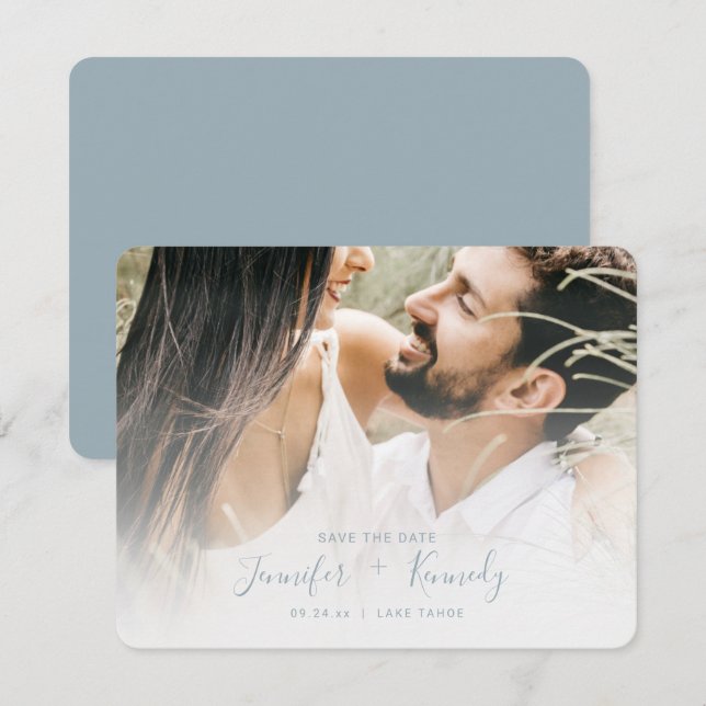 Minimalistisch White Overlay Dusty Blue Script & F Save The Date (Vorne/Hinten)
