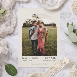 Minimalistische Arch-Foto-Hochzeit Save The Date
