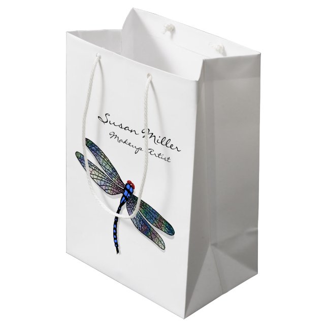 Minimalistische blaue Libelle Mittlere Geschenktüte (Vorderseite Schrägansicht)