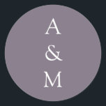 Minimalistische Bold Monogram Boho Dusty Lila Wedd Runder Aufkleber<br><div class="desc">Minimalistische fette Monogram Trendy Chic Typografy Wedding Classic Round Stickers in Boho Dusty Lila</div>