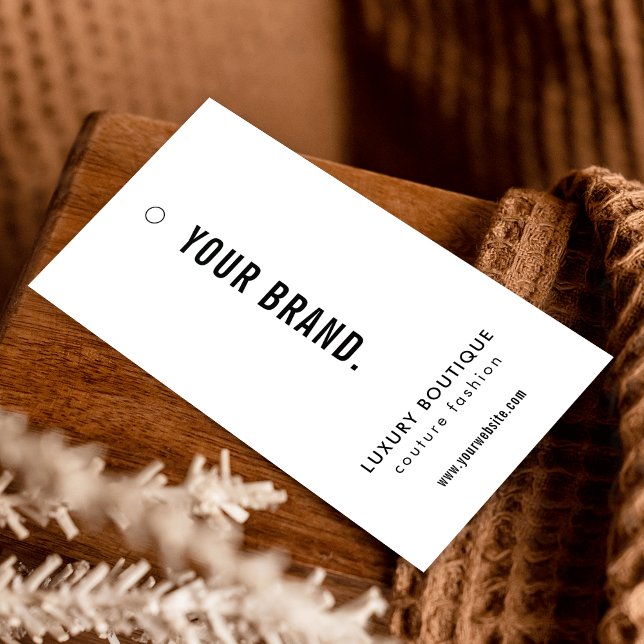 Minimalistische Boutique für einfache Kleidung (Minimalist Black and White Clothing Label Hang Tag with price & size table on the back)