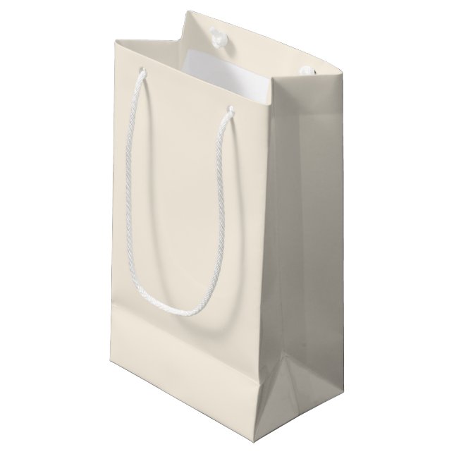 Minimalistische Creme schlicht Kleine Geschenktüte (Vorderseite Schrägansicht)