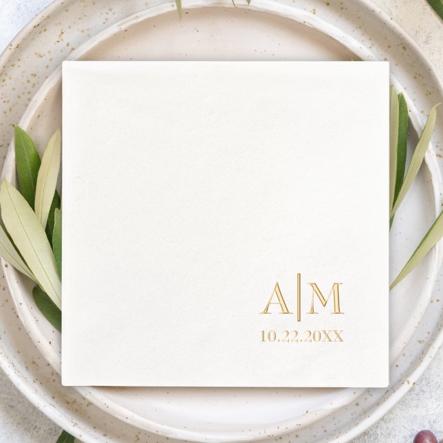 Minimalistische Einfache Paarinitialen und Hochzei Servietten Mit Folie (simple minimalist wedding cocktail napkins couple's monogram initials & wedding date modern cute)