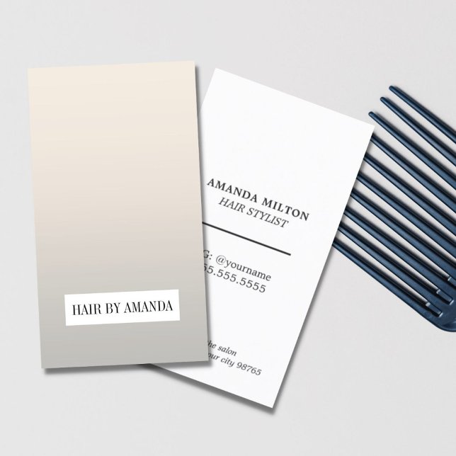 Minimalistische elegante Imitate Silberner Weißhaa Visitenkarte (Von Creator hochgeladen)