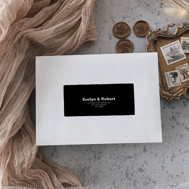 Minimalistische formelle Schwarze Hochzeit Adressaufkleber (Von Creator hochgeladen)