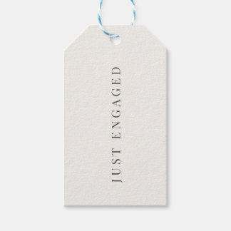 Minimalistische ‚Gerade Verlobt‘-Geschenkkarte | W Geschenkanhänger