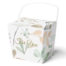 Minimalistische Geschenkbox mit Blattmuster