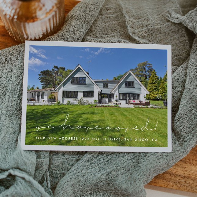 Minimalistische Handschrift Wir sind umgezogen Postkarte (Von Creator hochgeladen)