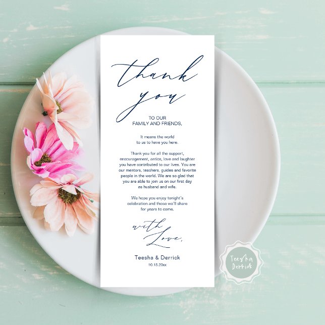 Minimalistische Hochzeitsplatteinstellung Dankesch Programm (Wedding Brunch, Lunch, Dinner Place Setting Thank You Card, Modern Minimalist Script, in Navy Blue)