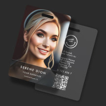 Minimalistische ID-Karte für Mitarbeiter, Foto QR