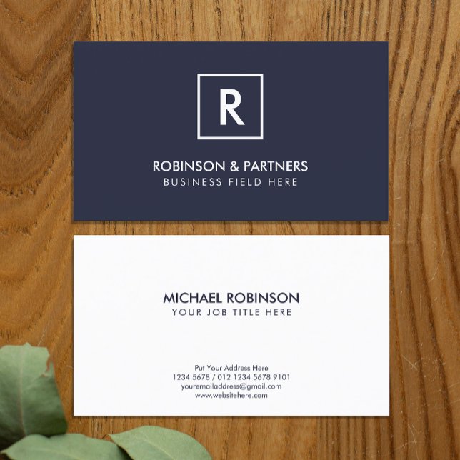 Minimalistische Initialzündung in quadratischem Ra Visitenkarte (Von Creator hochgeladen)