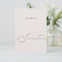 Minimalistische Kalligrafie-Tabelle siebzehn Tabel