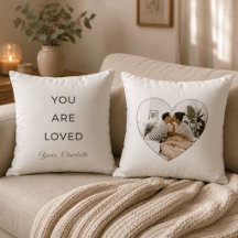 Minimalistische Kissenhülle You Are Loved Neutral