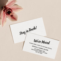 Minimalistische, kühne Typografie "We ve Moved" Ka
