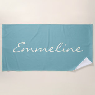 Minimalistische moderne Kalligrafie Türkisblauer N Strandtuch