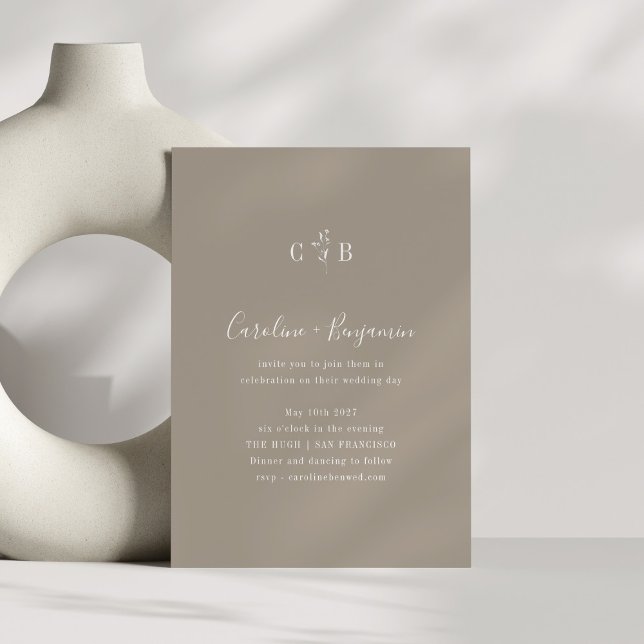 Minimalistische Monogram Floral Taupe Braun Hochze Einladung (Von Creator hochgeladen)