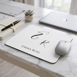 Minimalistische Monogramm-Name Elegante Schriftart Mousepad