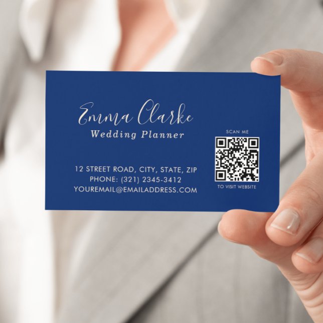 Minimalistische Royal Blue Scan Code Visitenkarte (Von Creator hochgeladen)