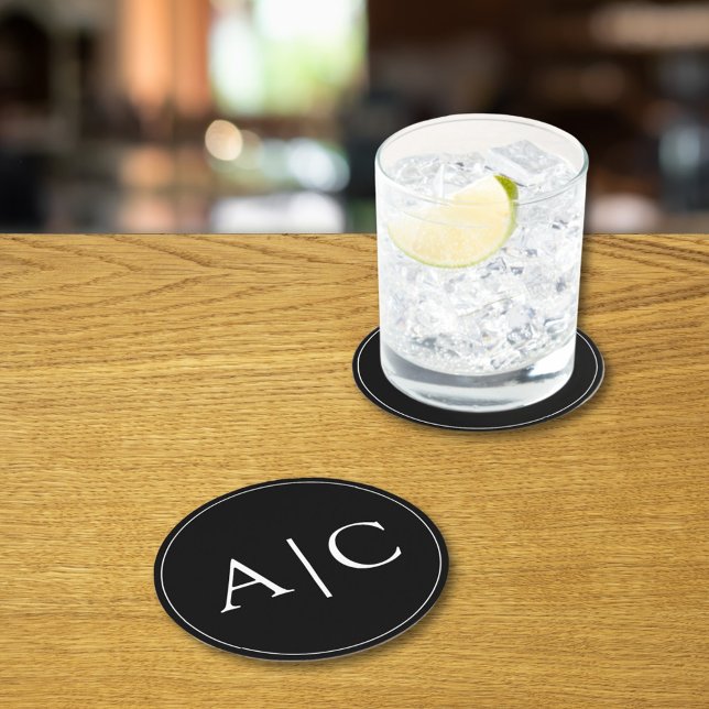 Minimalistische Schwarz-Monogramm-Hochzeit Runder Pappuntersetzer (Von Creator hochgeladen)