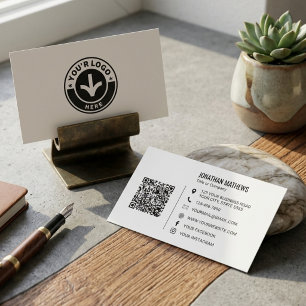 Minimalistische Schwarz-Weiß-QR-Code-Visitenkarte Visitenkarte