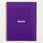 Minimalistische Veilchenschrift lila Jahr Planer<br><div class="desc">Minimalistische violette lila benutzerdefinierte Jahr, Name, Text, Initialen oder monogramm personalisierter Planer. Benutzerdefinierter weißer Text auf lila schlichtem Hintergrund.</div>