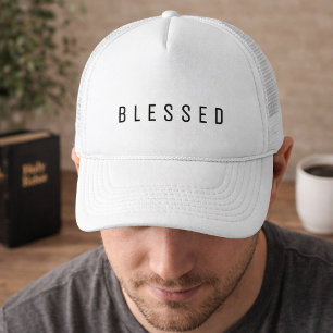 Minimalistischer BLESSED Text Weiß Truckerkappe