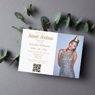 minimalistischer Chic Sweet Sixteen QR-Code Foto G Einladung