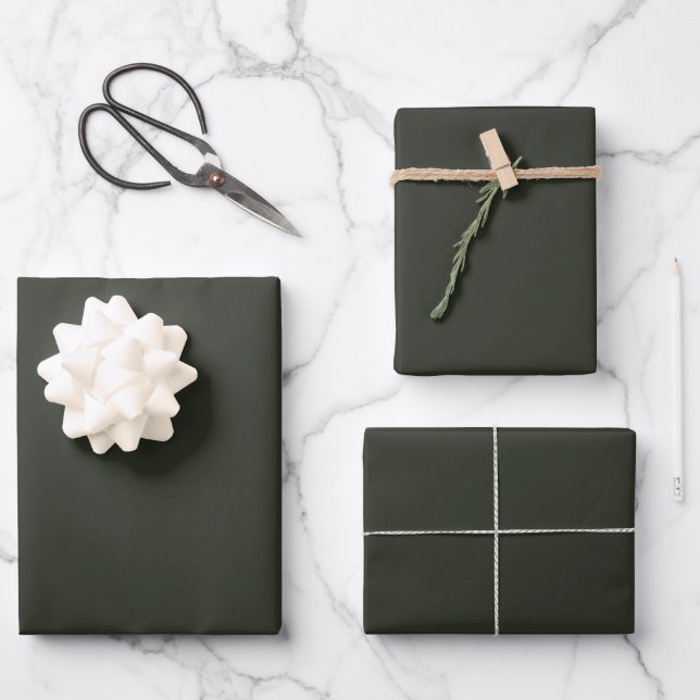 Minimalistischer dunkler Pine Tree solide schlicht Geschenkpapier Set (Vorderseite)
