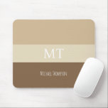 Minimalistischer einfacher und stilvoller Monogram Mousepad<br><div class="desc">Niedlicher weißer Schriftart in Erdtonfarben,  niedlich braun. Einfaches und hübsches Design.</div>