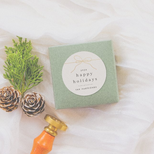 Minimalistischer Goldbow und moderne Typografie We Runder Aufkleber (Von Creator hochgeladen)