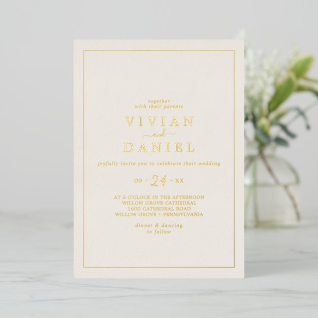 Minimalistischer Goldstreifen | Lässige Hochzeit v Folieneinladung (Stehend vorne)