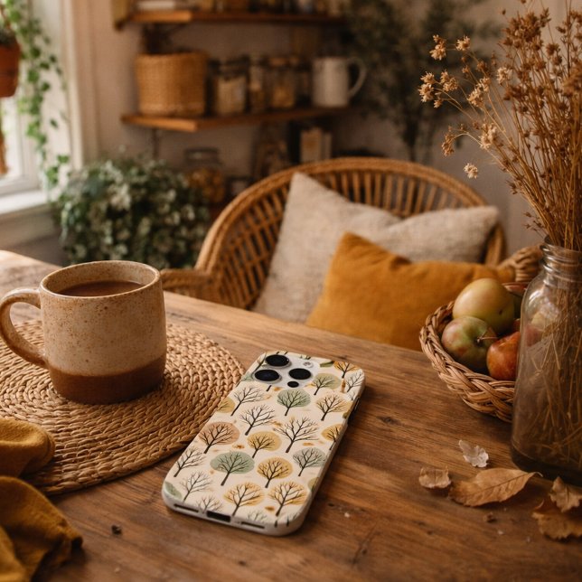 Minimalistischer Herbstbaum Muster Pastellwald Case-Mate iPhone Hülle (Von Creator hochgeladen)