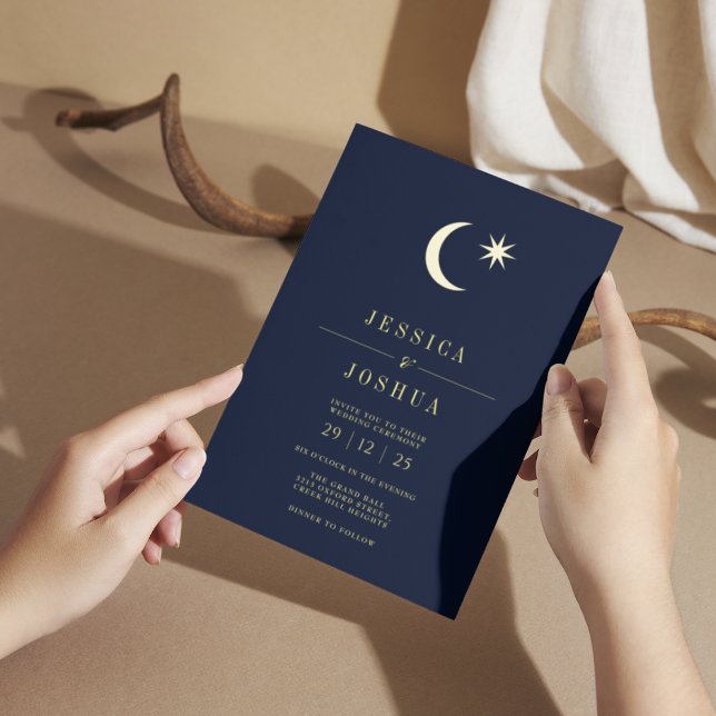 Minimalistischer Himmelsseestar Moon Golden Foil Folieneinladung (Von Creator hochgeladen)