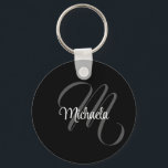 Minimalistischer moderner Monogramm-Anfangsname Schlüsselanhänger<br><div class="desc">Minimalistische moderne Monogramm Anfangsname Schwarz-weiß. Personalisierbarer individuelle Name mit einem kursiven Initial hinter einer schwarzen Farbe.</div>