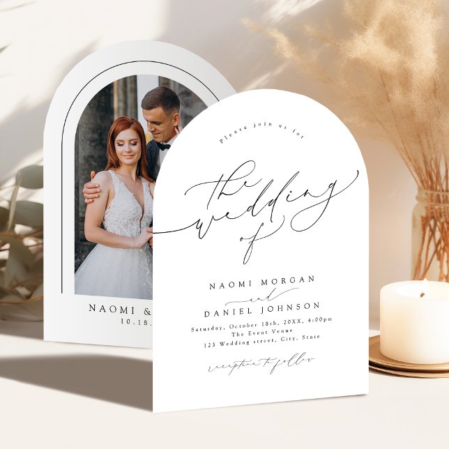 Minimalistischer moderner schicker Skript Elegante Einladung (Minimalist Modern Chic Script Elegant Arch Wedding Invitation)