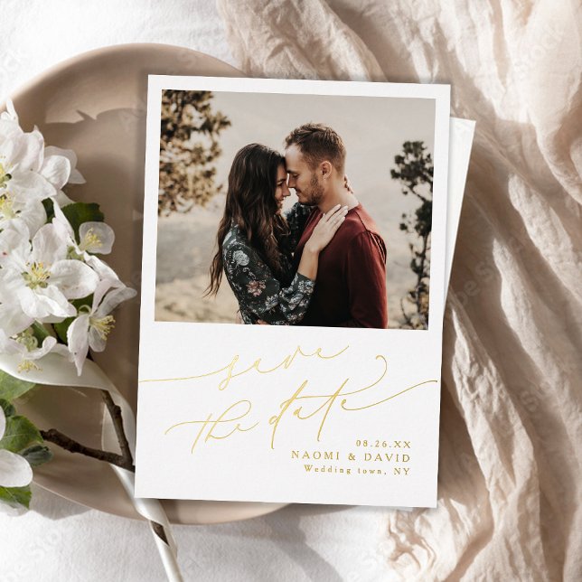 Minimalistischer moderner schicker Skriptfoto-Save Folieneinladung (Minimalist Modern Chic Script Photo Save The Date Foil Invitation)