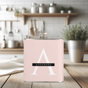 Minimalistischer Pastellrosa personalisierter Name Flachmann