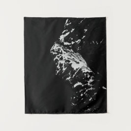 Minimalistischer, schneebedeckter Berg Wandteppich