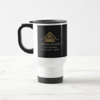 Minimalistischer schwarzer Hausbau