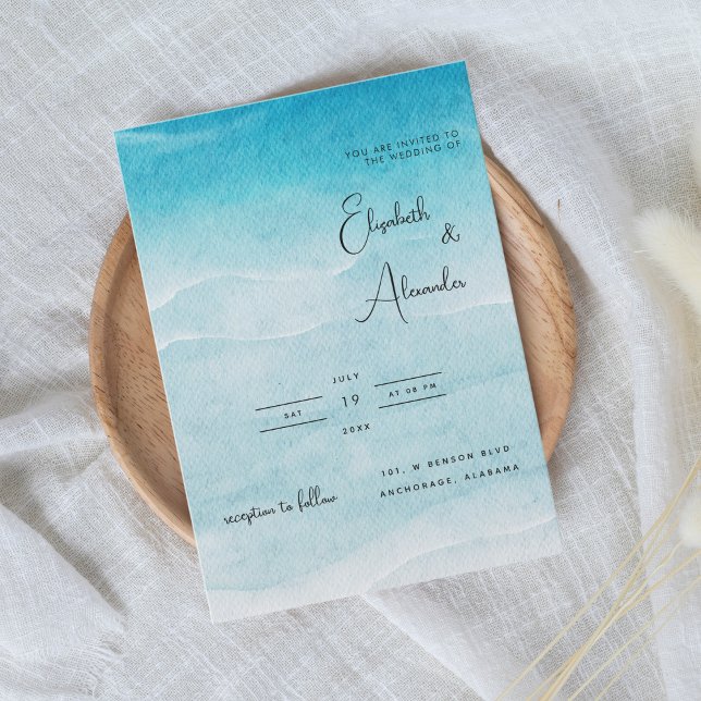 Minimalistischer Sommer Blue Ocean Beach Hochzeit Einladung (Von Creator hochgeladen)