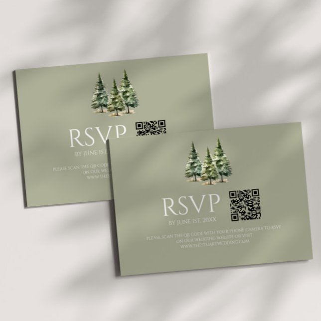 Minimalistischer Winter Snowy Pine Trees QR Code H RSVP Karte (Von Creator hochgeladen)