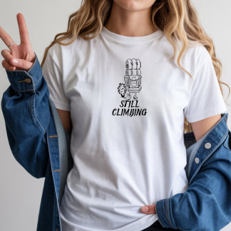 Minimalistisches Berg-Shirt mit einfachem Liniende T-Shirt