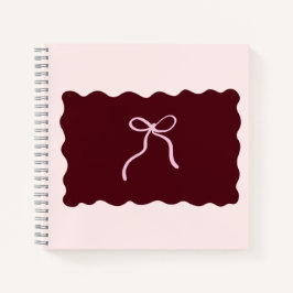 Minimalistisches burgunderrotes Spiralnotizbuch mi Notizbuch