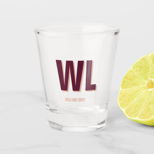 Minimalistisches Burgundy Rosa Personalisiertes Mo Schnapsglas (Vorderseite)